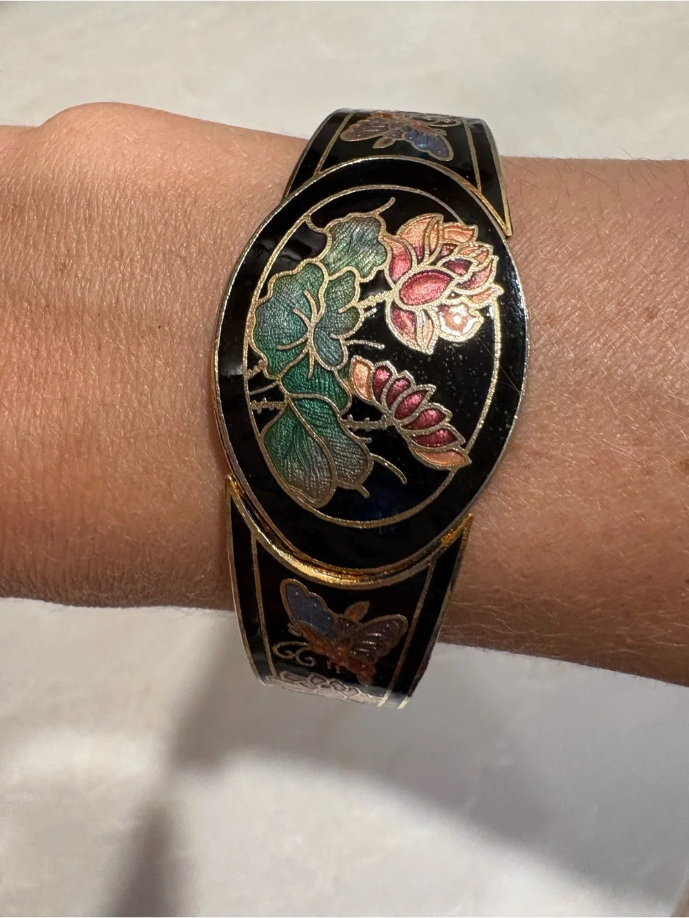 VTG Cloisonné Cuff Bracelet Black Enamel Goldtone Hinged Butterfly Flowers